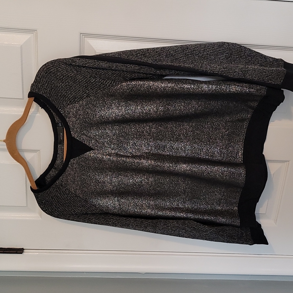 APT 9 black and metallic shirt